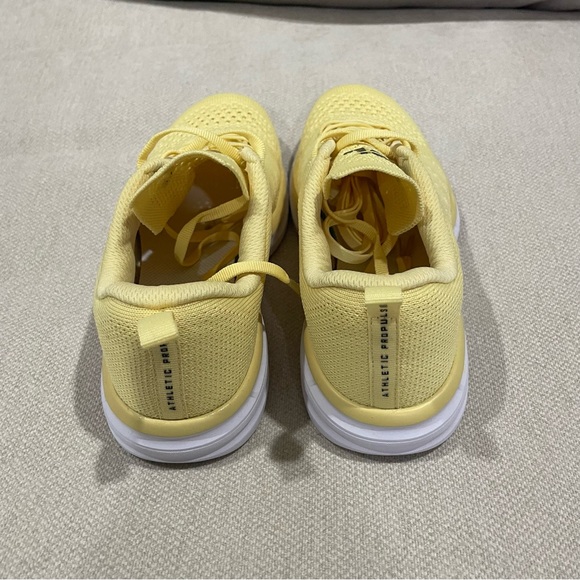 NEW APL TechLoom Pro Sneakers in Yellow - Picture 4 of 5